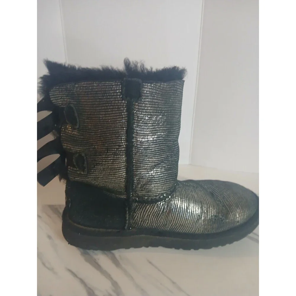 UGG youth girls